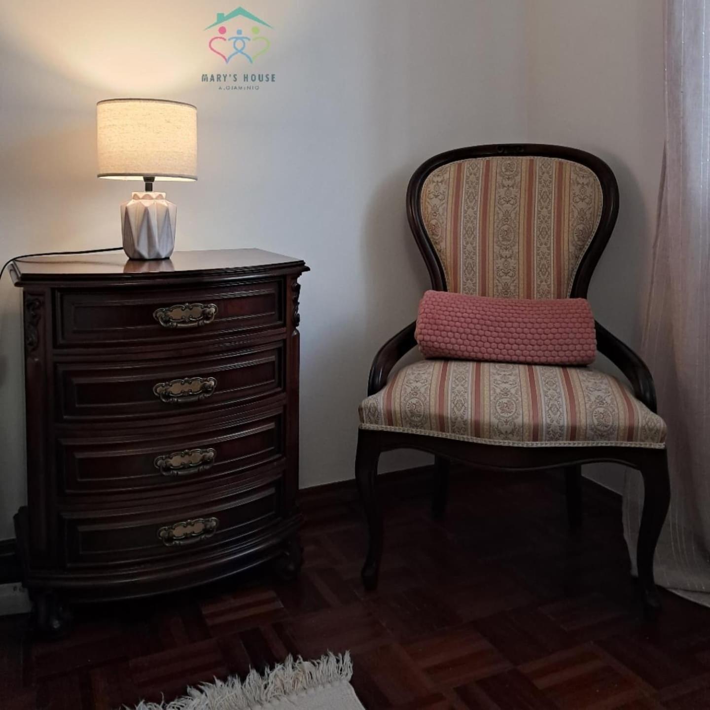 ホテル Mary'S House カンタニェデ エクステリア 写真